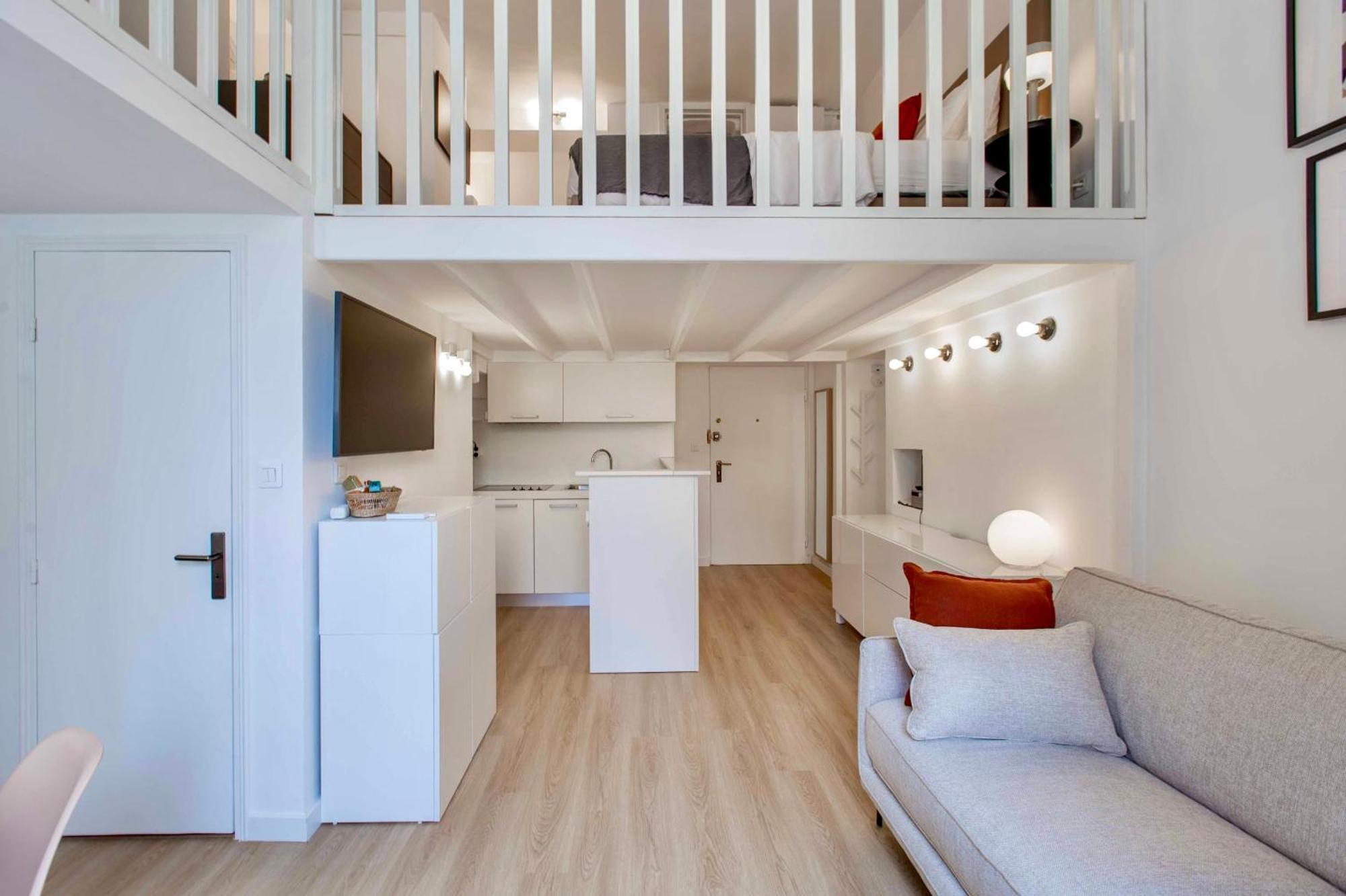 Suede Promenade Duplex Apartment At 1 Min From The Sea 2 Bathrooms Nice Exterior photo