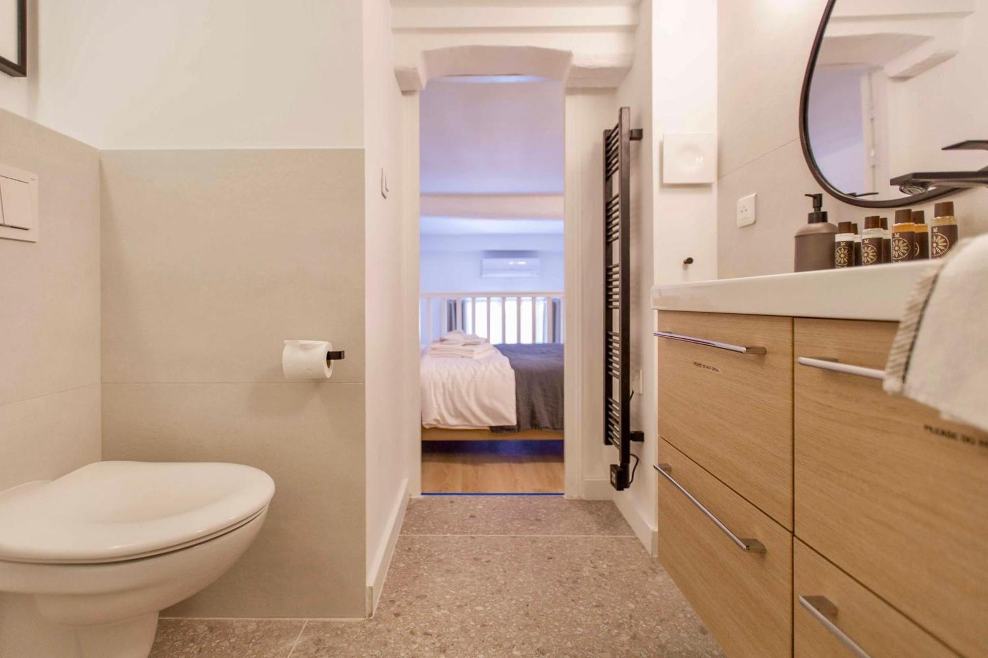 Suede Promenade Duplex Apartment At 1 Min From The Sea 2 Bathrooms Nice Exterior photo