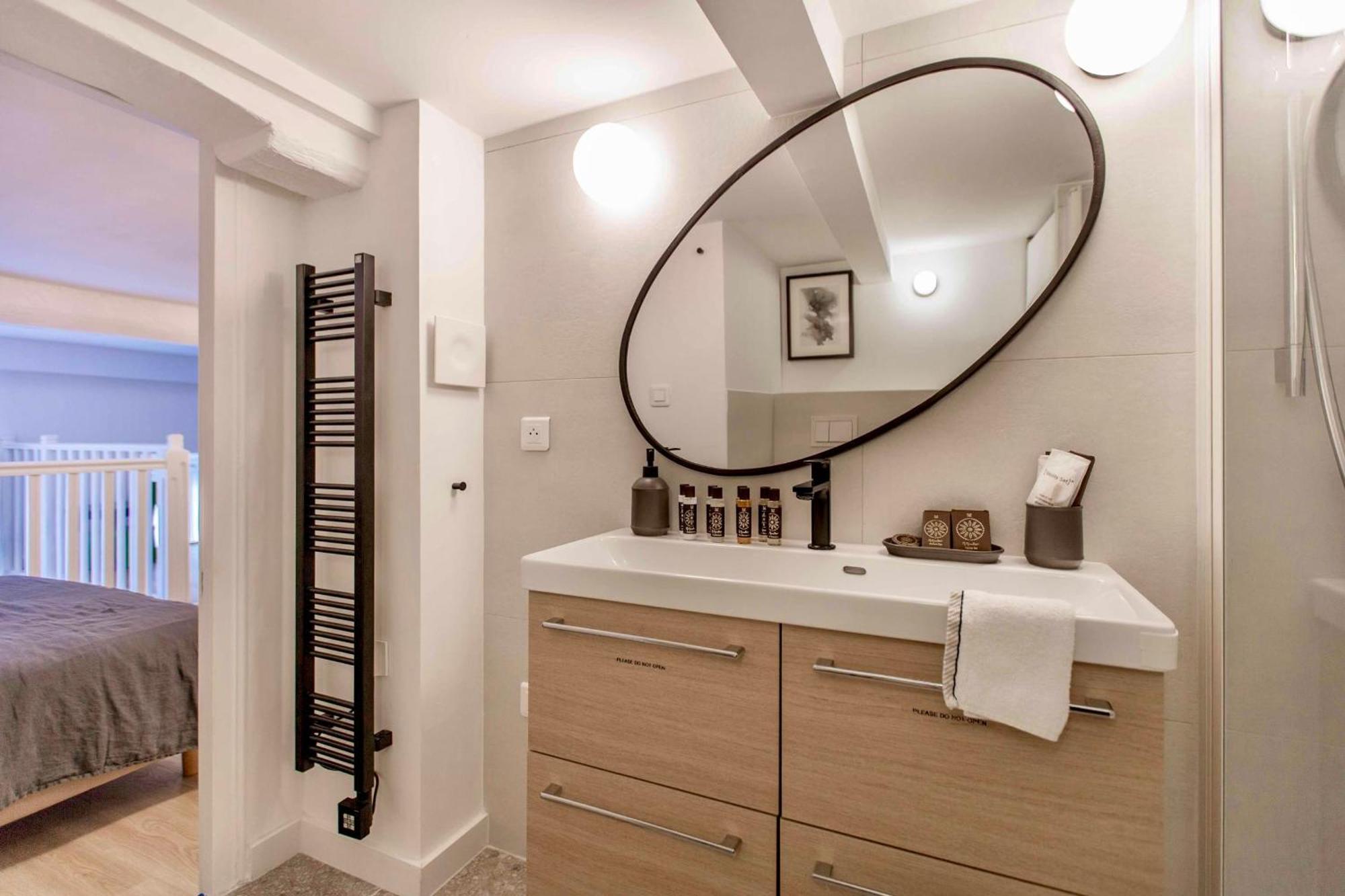 Suede Promenade Duplex Apartment At 1 Min From The Sea 2 Bathrooms Nice Exterior photo